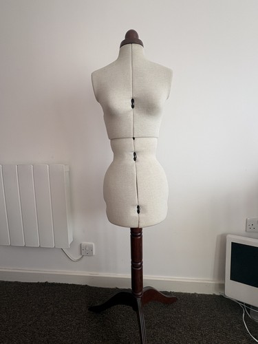 Adjustoform lady valet size - lady,
