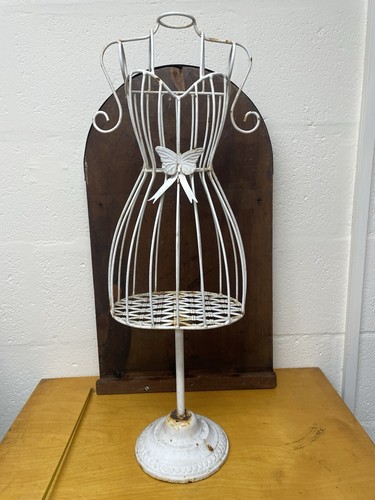 Freestanding metal wire - freestanding,